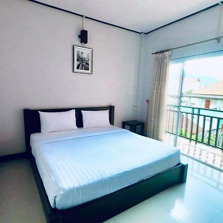 Phou Ang Kham 2 Hotel Vang Vieng Exterior photo