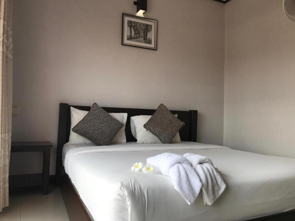 Phou Ang Kham 2 Hotel Vang Vieng Exterior photo