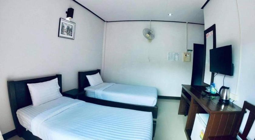 Phou Ang Kham 2 Hotel Vang Vieng Exterior photo