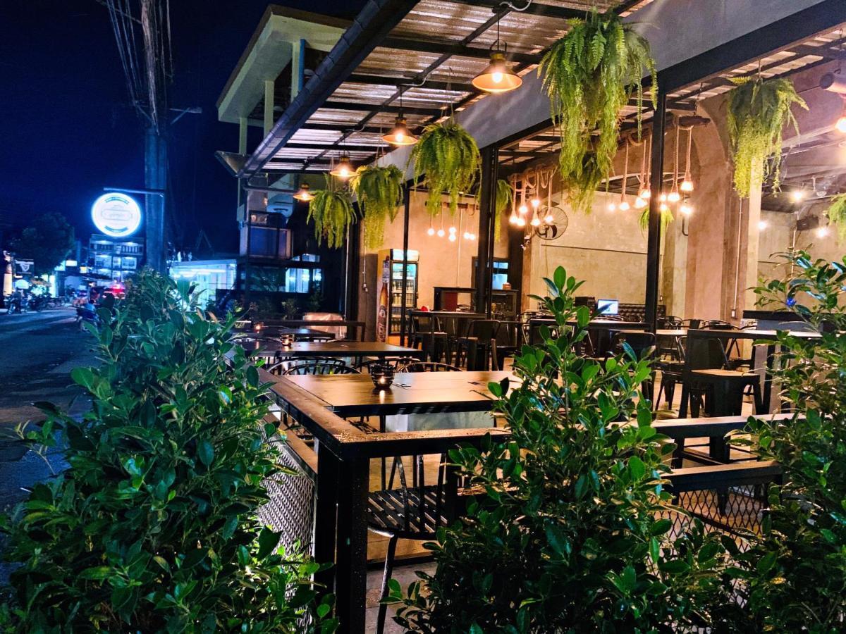 Phou Ang Kham 2 Hotel Vang Vieng Exterior photo